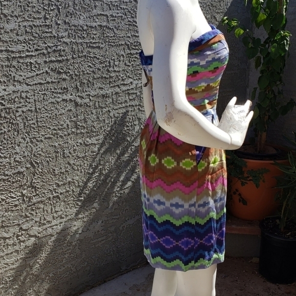 Charlie‎ Jade Dress - Picture 3 of 4